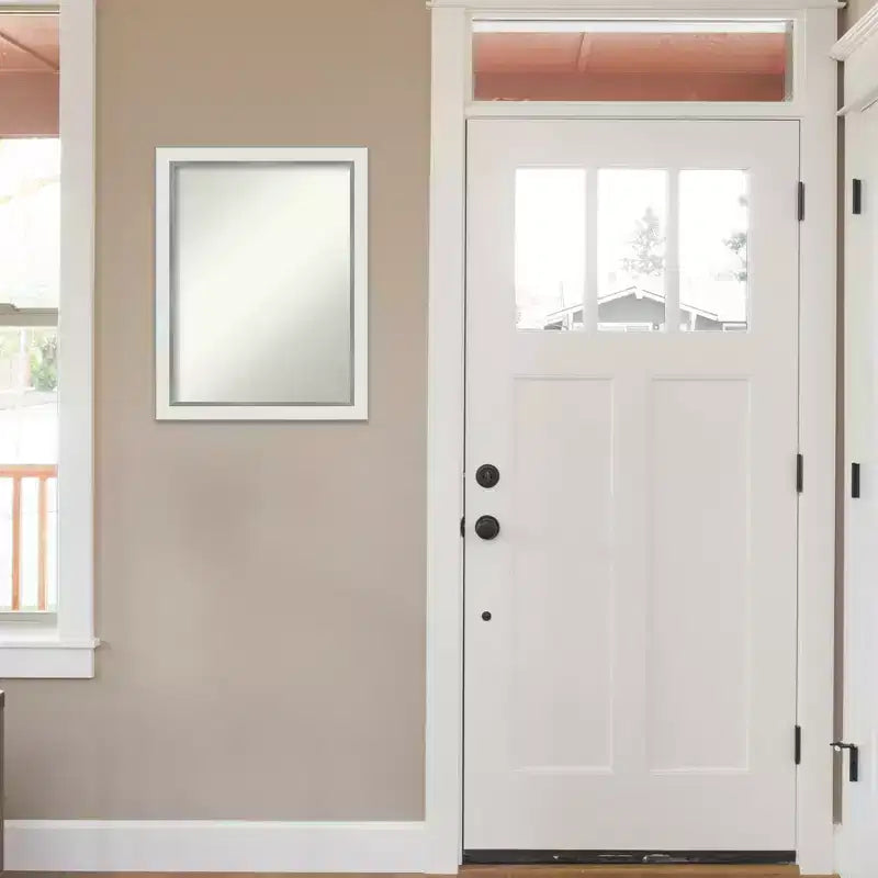 Specchio da parete rettangolare Bianco Argento Cornice stretta Non bisellata, 21"L x 27"A, Assemblato negli USA