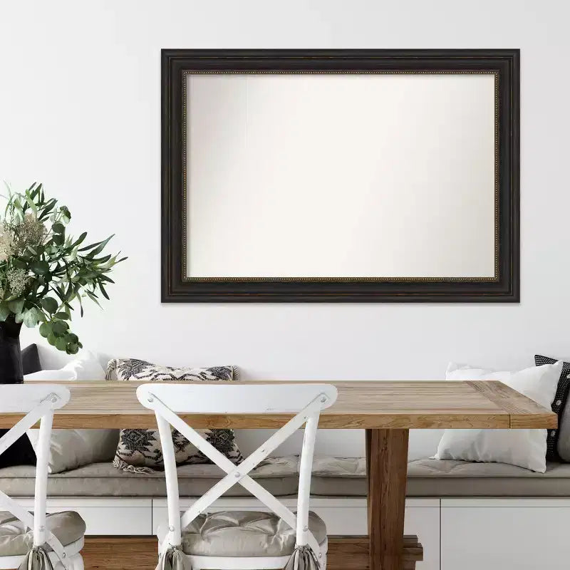 Specchio da parete rettangolare con cornice in bronzo, non bisellato, 41"L x 29"H, assemblato negli USA