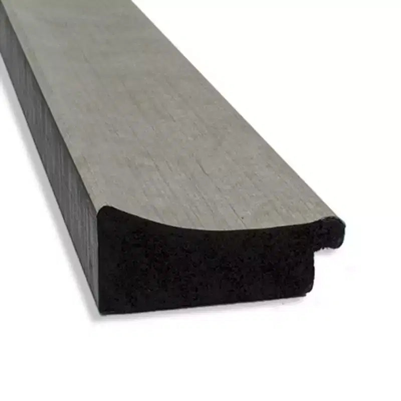 Specchio da parete quadrato per bagno Waveline con cornice argento, non bisellato, 30.5" L x 30.5" A, assemblato negli USA