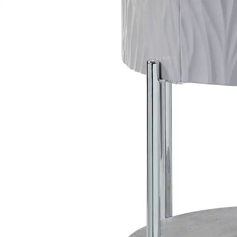 Tavolino rotondo d'appoggio grigio lucido con gambe cromate e vano contenitore, 22" L x 24" H