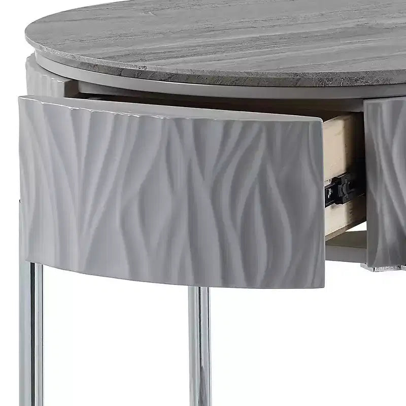 Tavolino rotondo d'appoggio grigio lucido con gambe cromate e vano contenitore, 22" L x 24" H