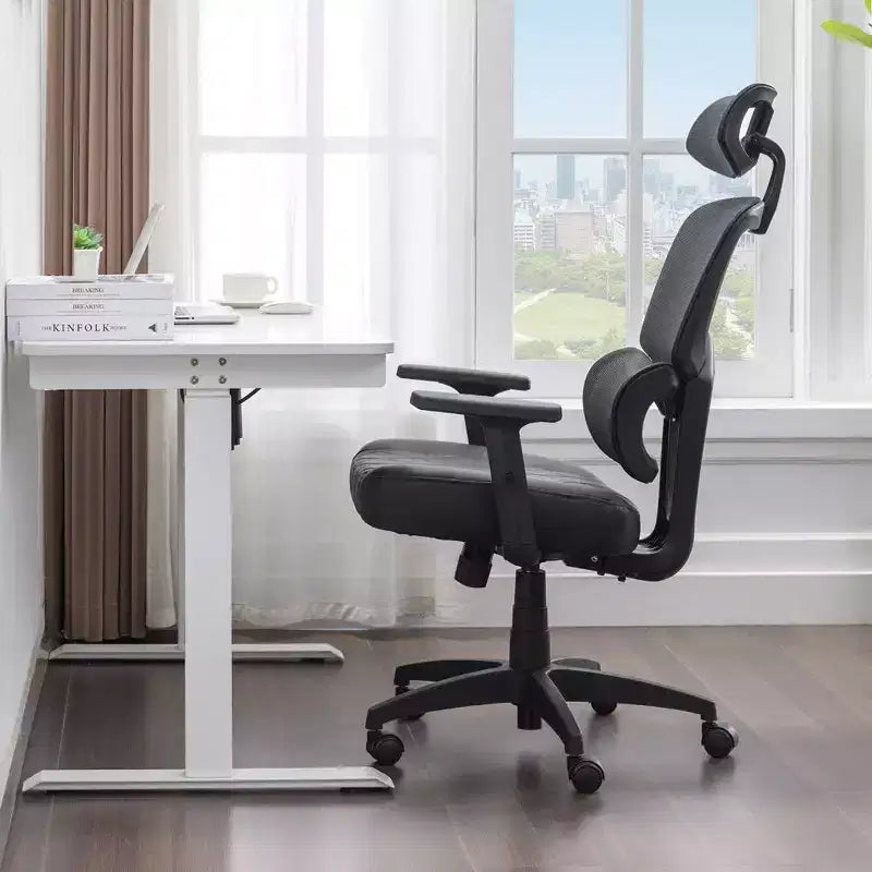 Sedia da ufficio ergonomica con schienale alto in rete, poggiatesta e braccioli regolabili, supporto lombare, 150 kg