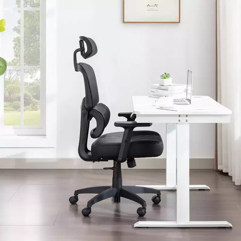 Sedia da ufficio ergonomica con schienale alto in rete, poggiatesta e braccioli regolabili, supporto lombare, 150 kg