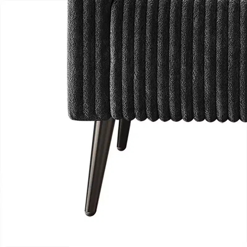Poltrona d'accento rivestita in velluto con gambe in legno, capacità 113 kg, 77 cm L x 79 cm H