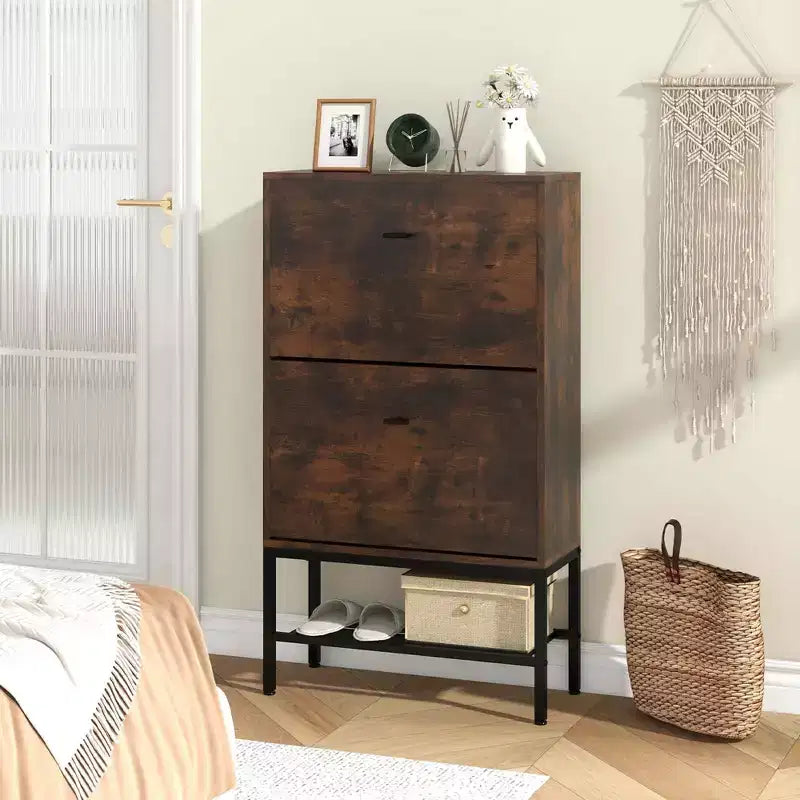 Scarpiera Industriale con 2 Cassetti a Ribalta e 1 Ripiano Inferiore, Contiene 15 Paia, 59,7 cm L x 24,1 cm P x 106,7 cm H
