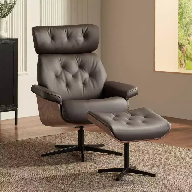 Poltrona reclinabile girevole in ecopelle trapuntata color cioccolato con pouf obliquo